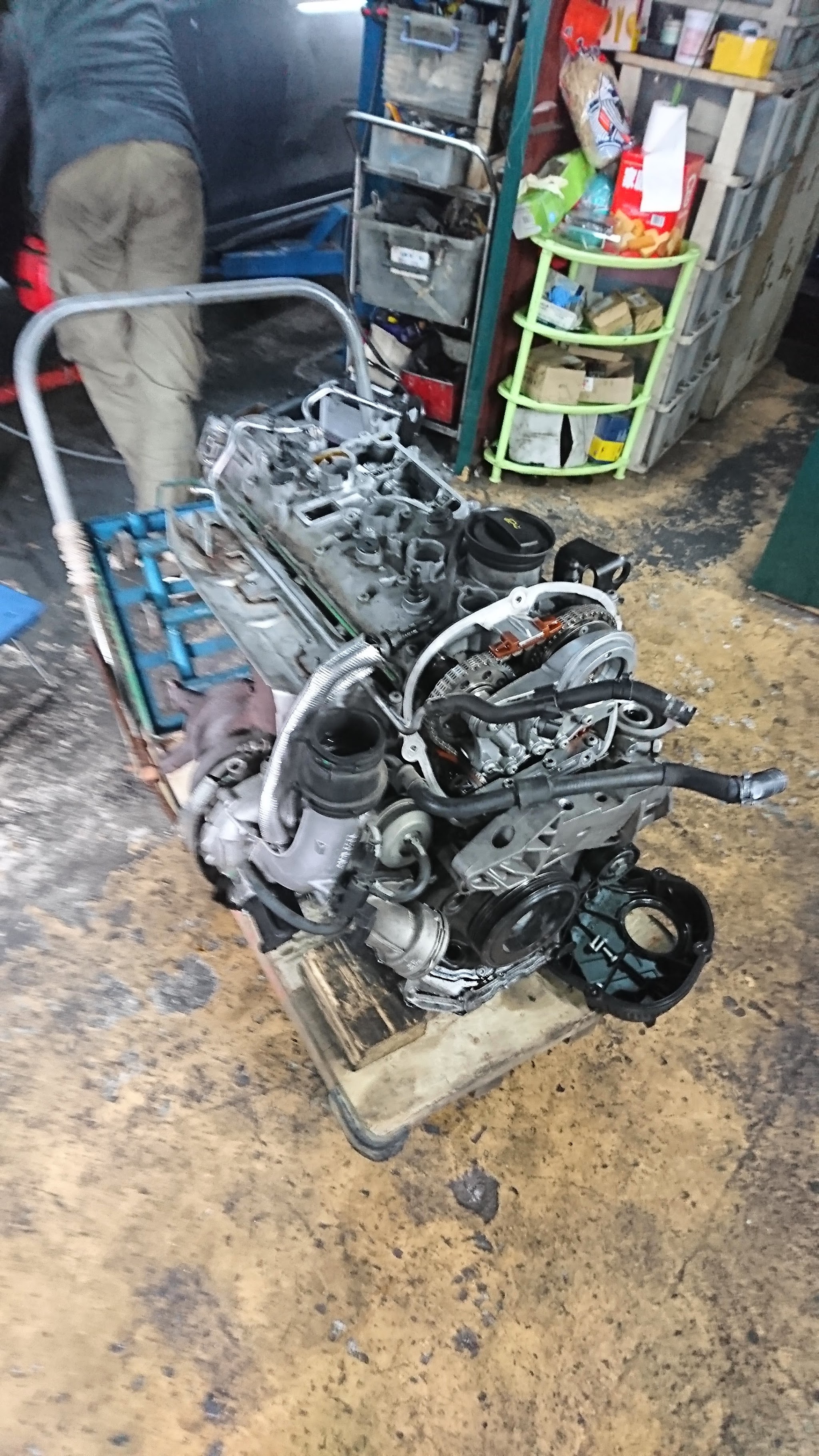 Workshop with engine rebuild